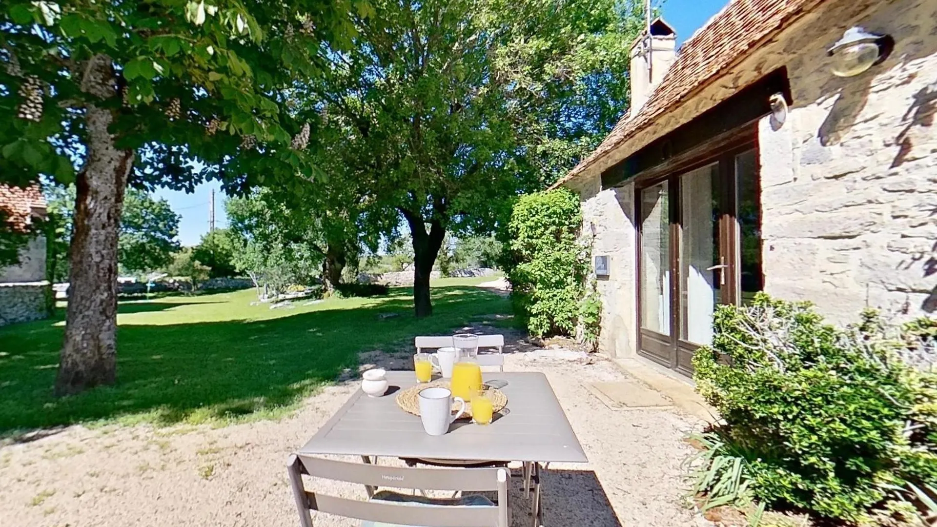 Дом отдыха Вилла Domaine De Montanty Грама